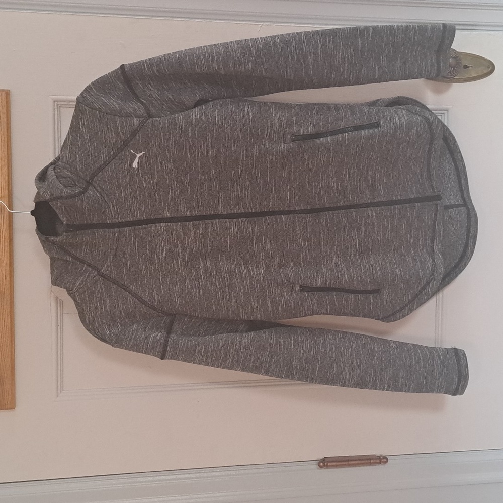 Gray Puma zip up hoodie with zip pockets - Picture 2 of 5